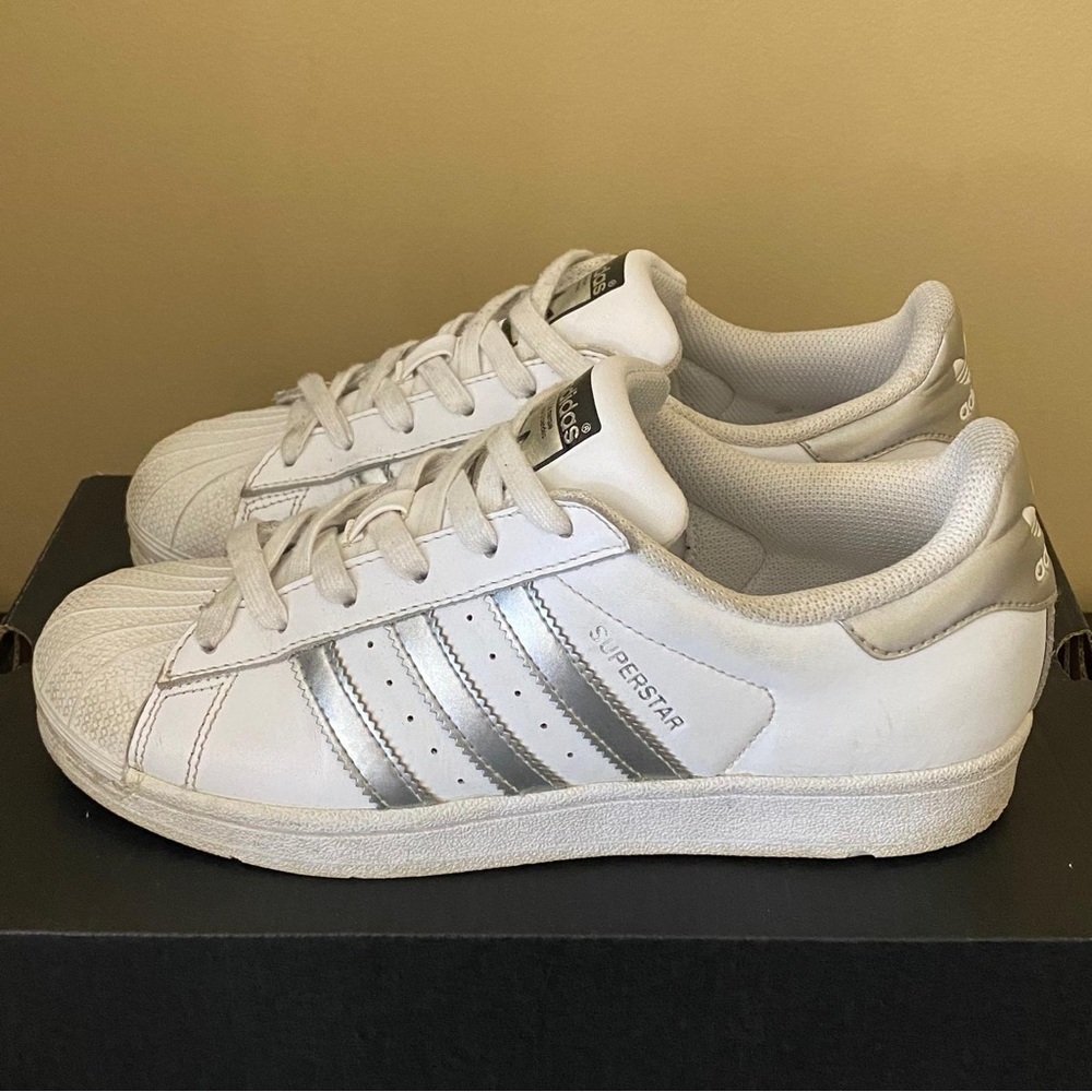 adidas Originals Women's Superstar Sneaker